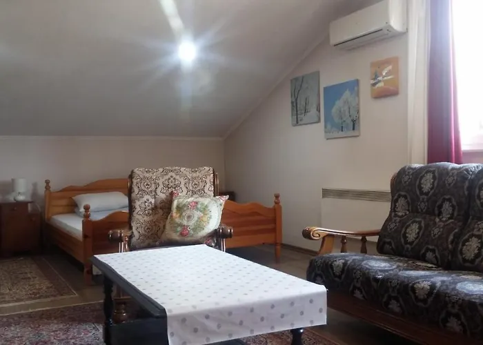 Chardak Apartman